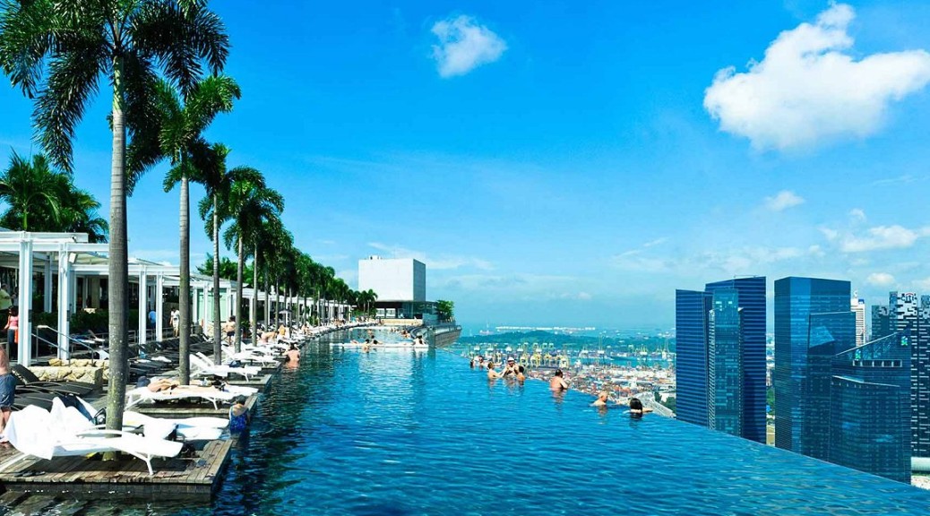 MARINA BAY SANDS SINGAPORE – ohromující bazén ve výšce 200 metrů!