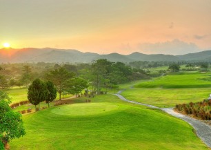 St.Andrews 2000 Golf Club<span class='vzdalenost'>(24 km od hotelu)</span>