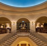 KYPR - ANASSA HOTEL - Anassa-hotel-stairs