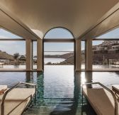 ONE&ONLY KÉA ISLAND_Spa_Indoor-Outdoor_Pool