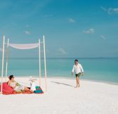 Maledivy-Nova-Maldives-Hotel-Dhangethi-9